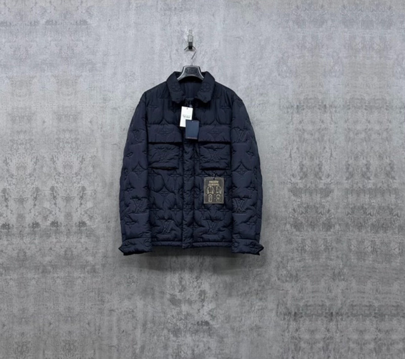 Louis Vuitton new embossed logo cotton jacket - 1