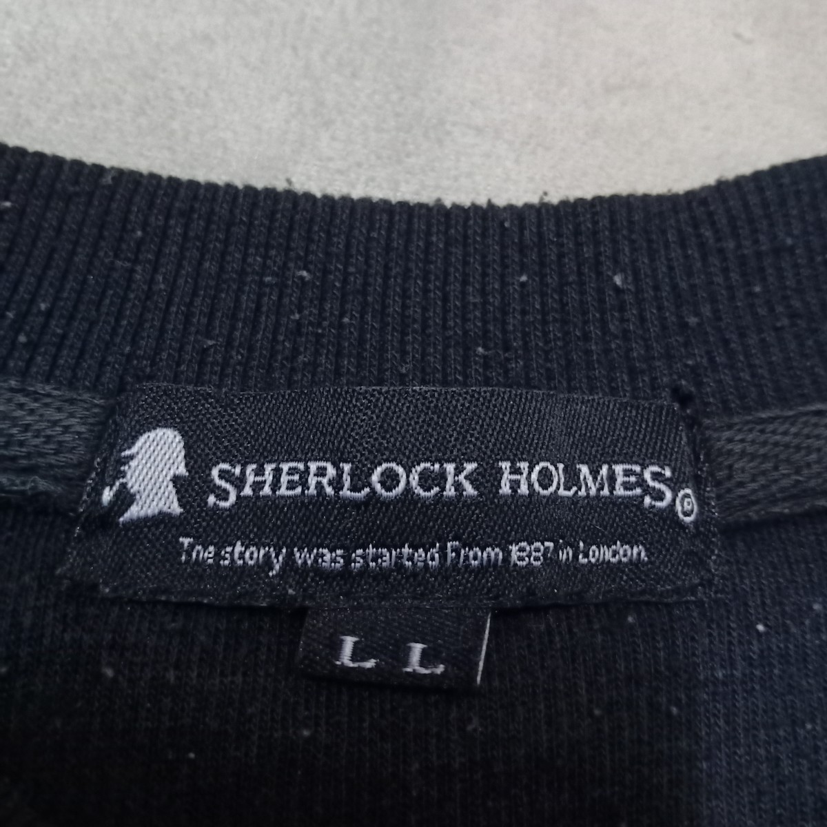 Movie - Sherlock Holmes embroidered Spellout Jumper - 3