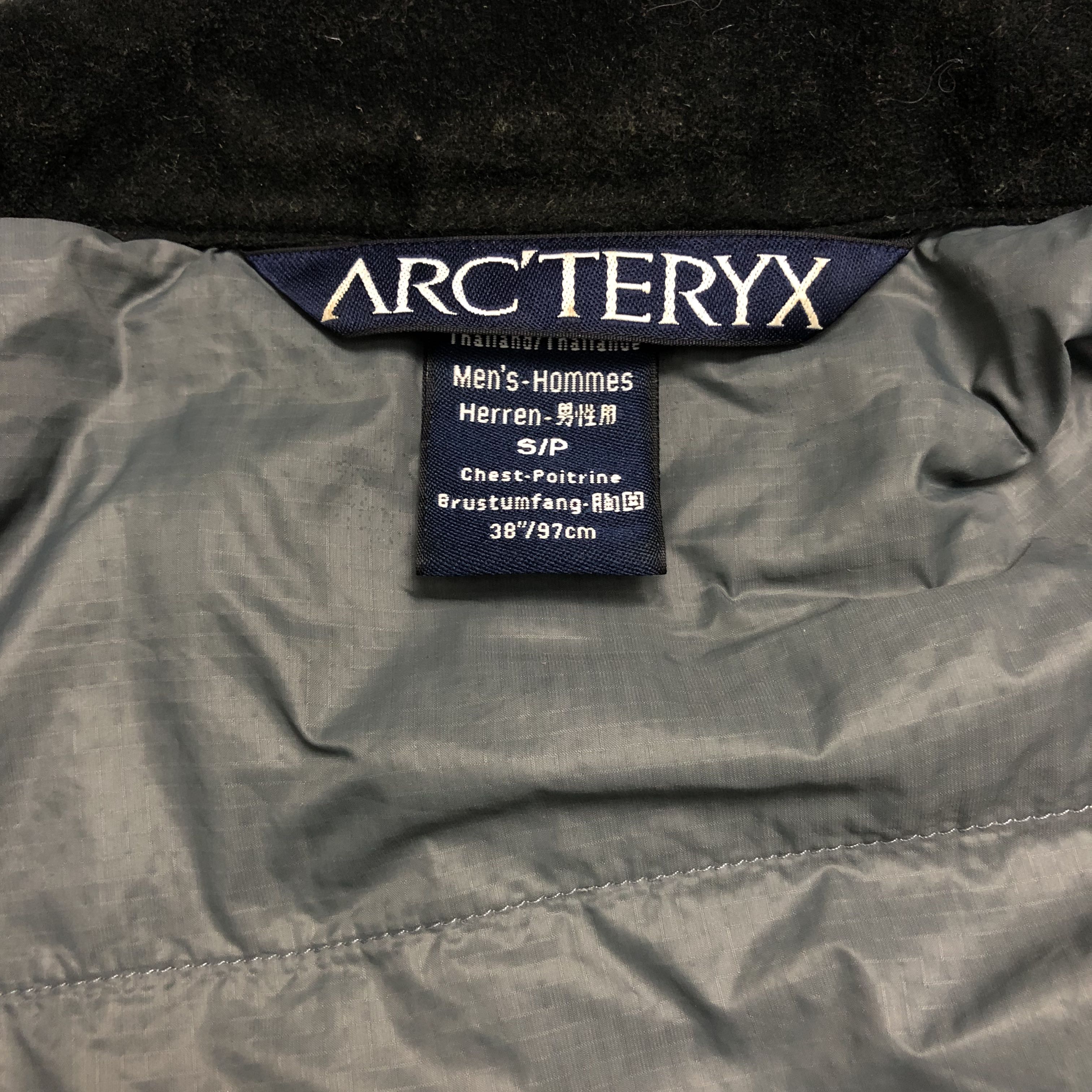 Atom LT Jacket Mens ARCTERYX Discontinued Spring 2020 Size S  - 2