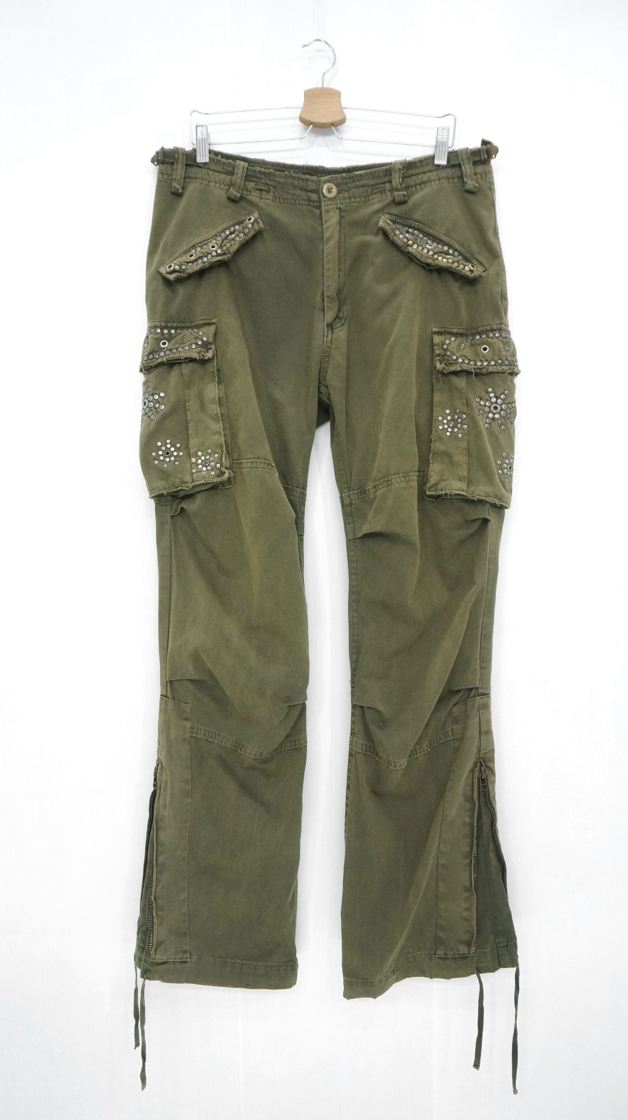 Vintage🔥 MANGROVE Japan Distressed Studded Cargo Pant - 2