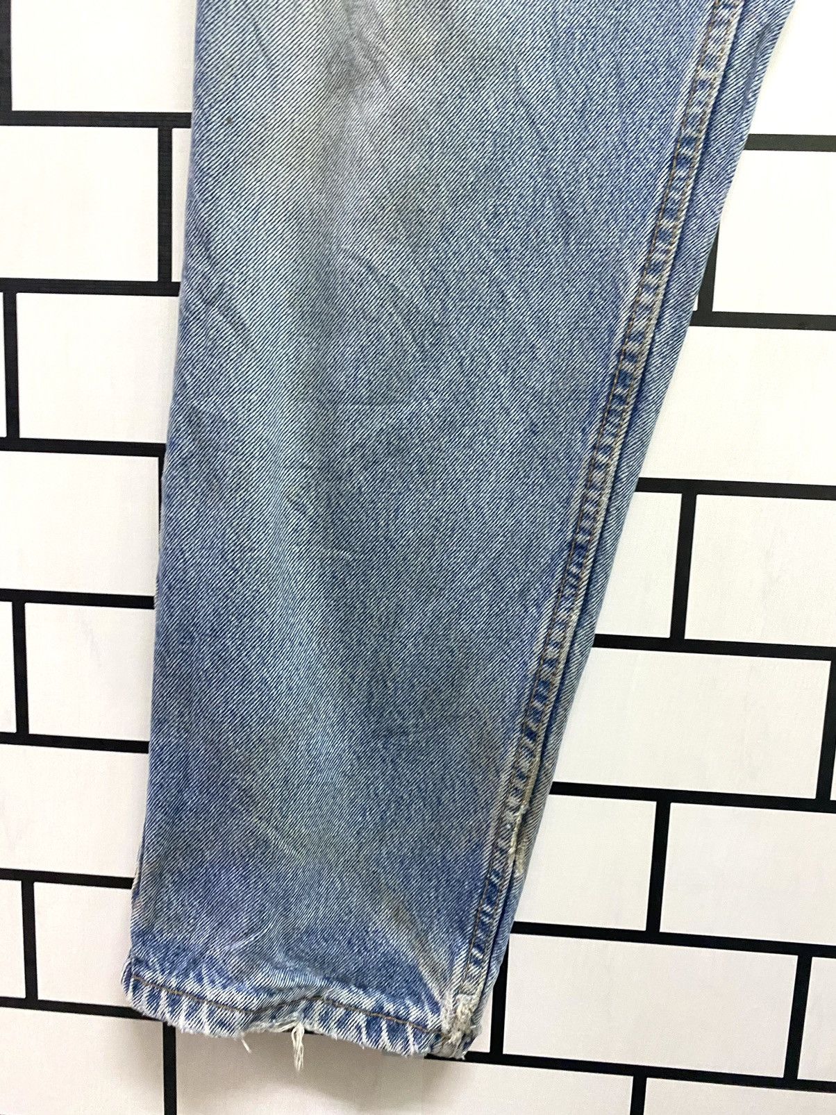 Vintage 90s LEVIS 545 Brown Tab loose Fit Denim - L48 - 9