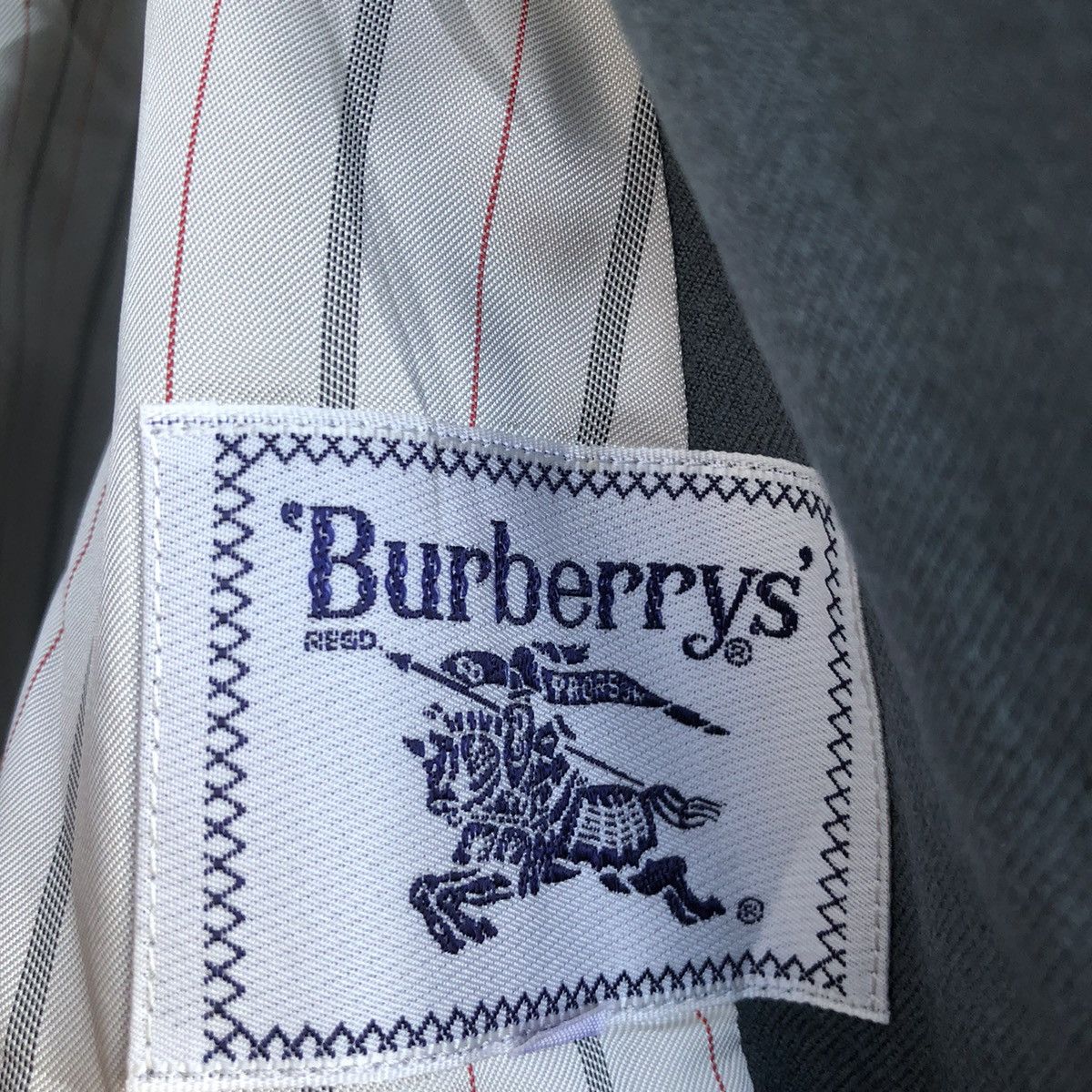 💥BURBERRY GOLD BUTTON LOGO CASUAL JACKET - 5