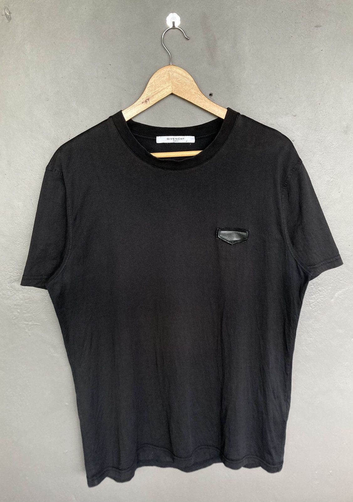 Givenchy Leather Patch Logo Slim Tee - 1