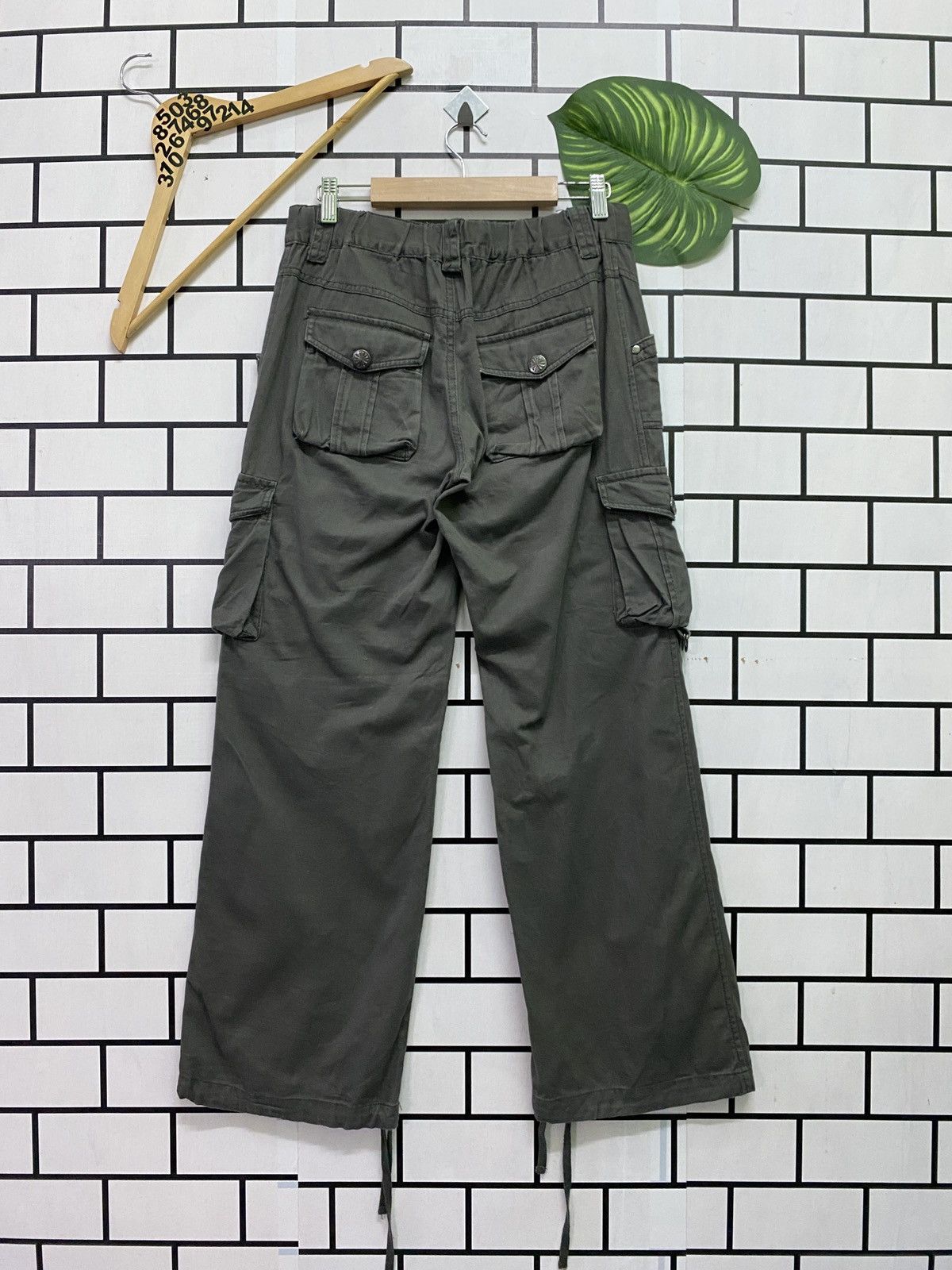 Japanese Brand - Unknown Cargo Japanese Tactical MultiPocket Parachute Pants - 2