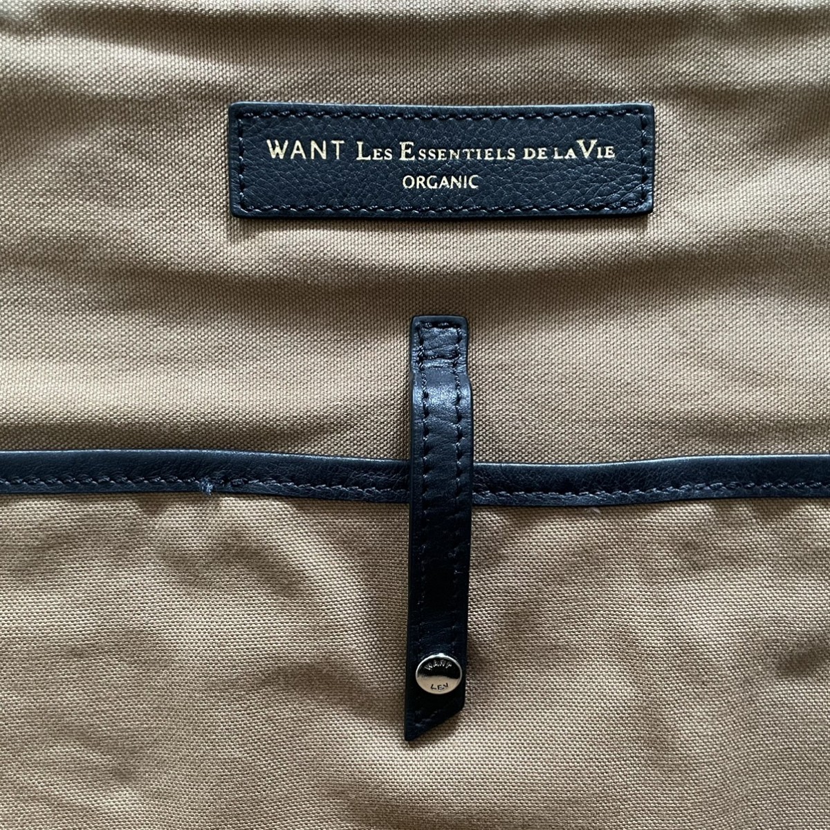 WANT Les Essentials De La Vie Black Messenger Bag - 5
