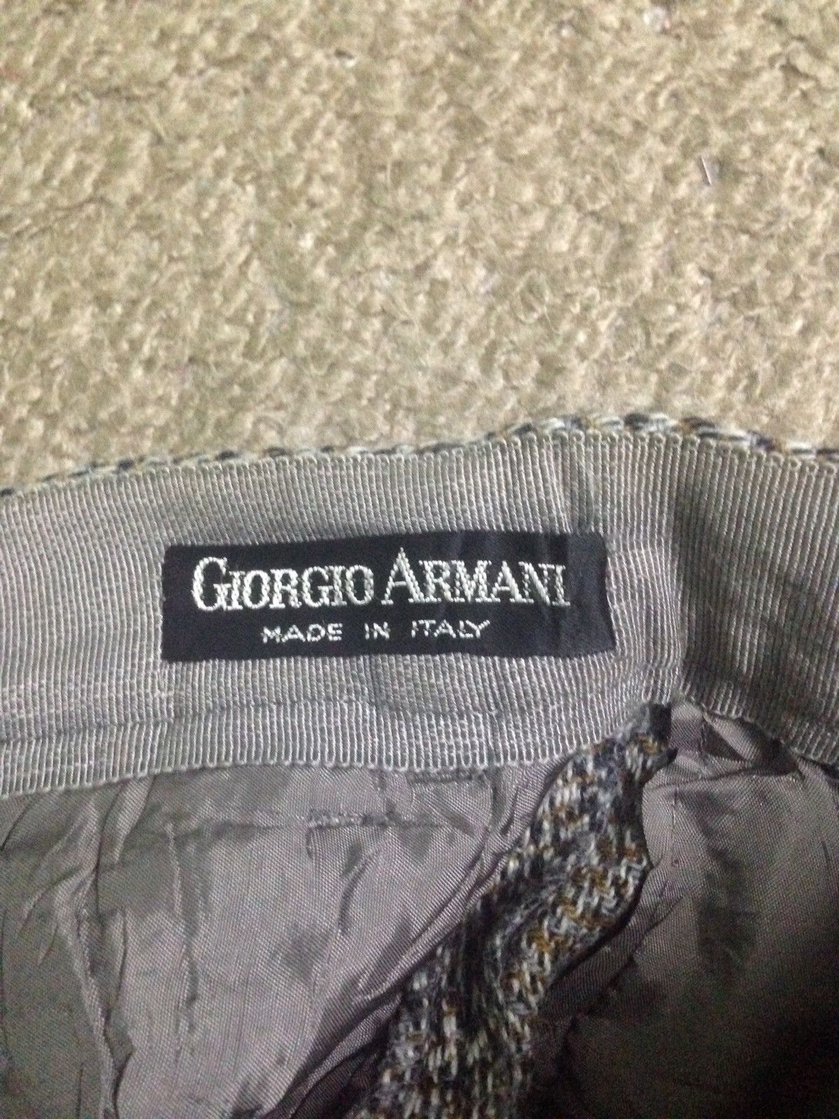 Vintage Giorgio Armani Wool Pants Made In Italy -R6 - 4