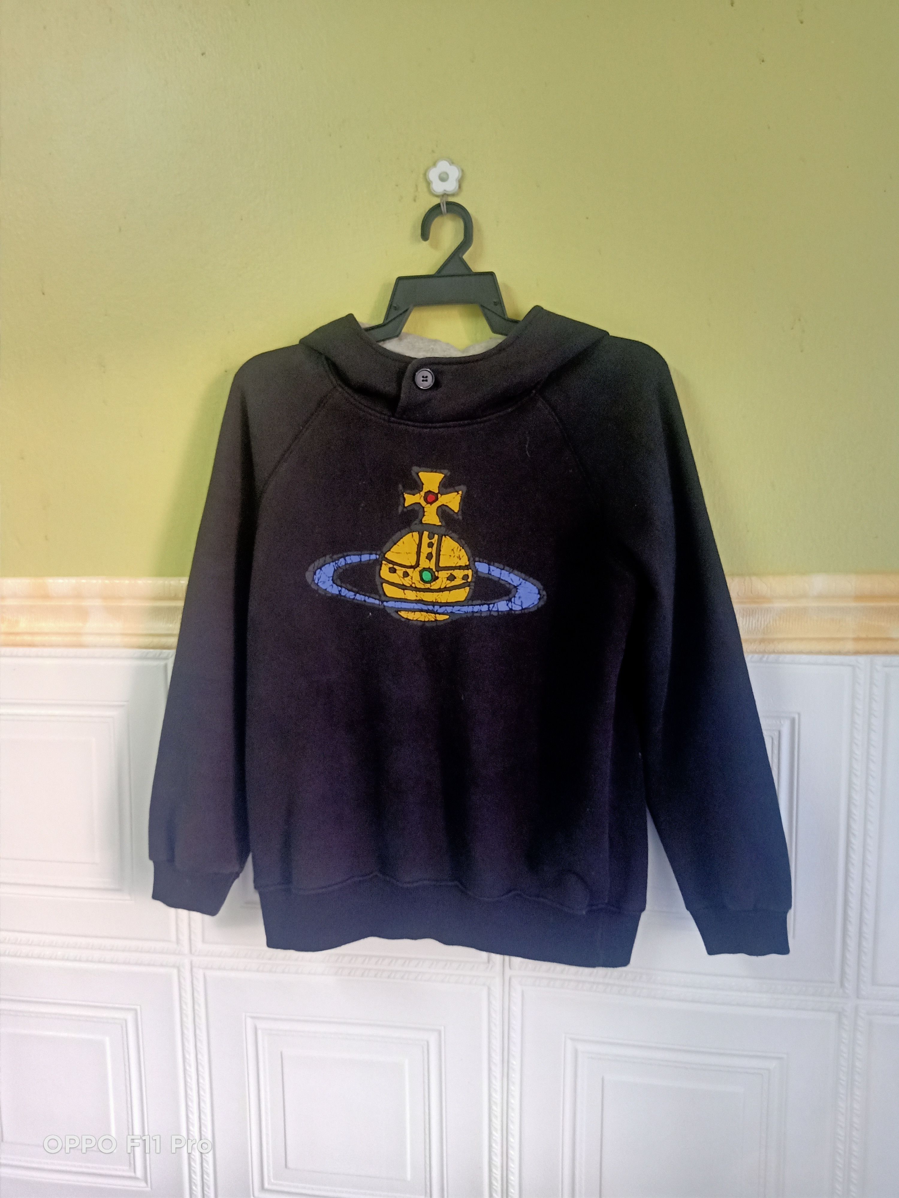 Streetwear - Vivienne Westwood big logo inspired hoodie - 1