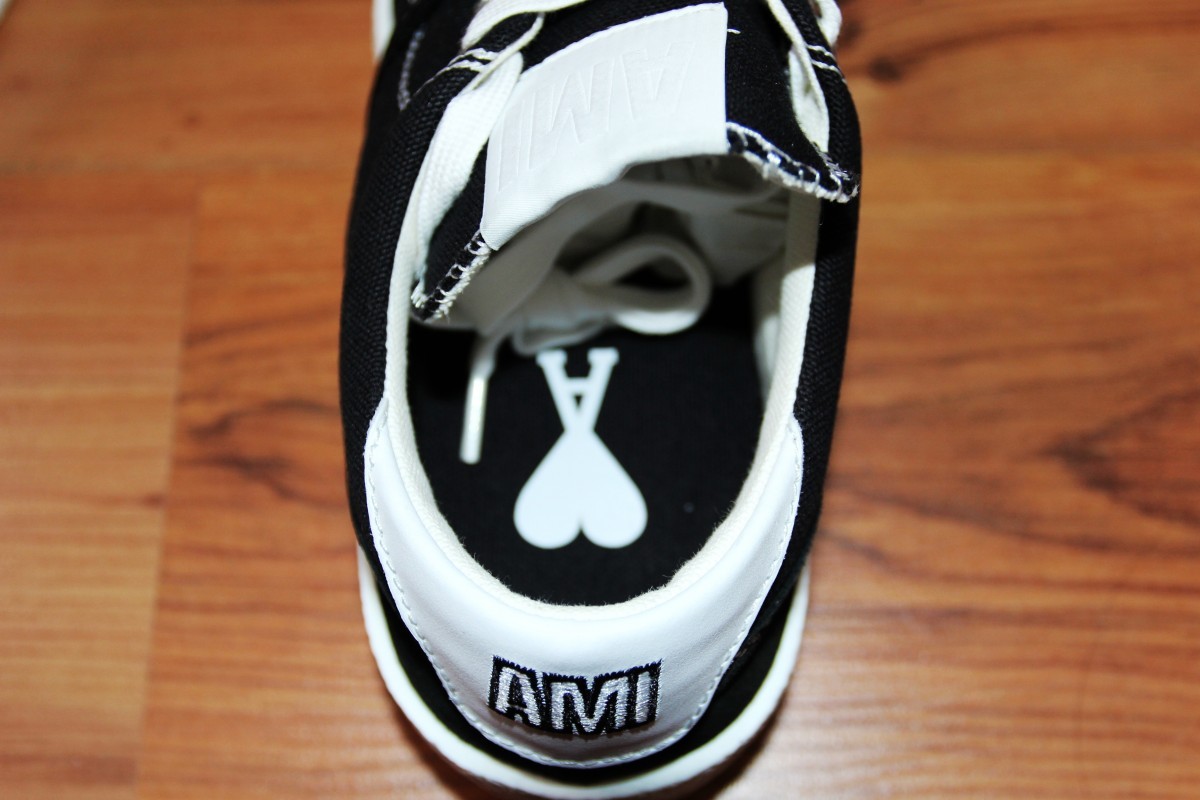 BNWT AW20 LOGO PATCH LOW-TOP SNEAKERS 45 - 7