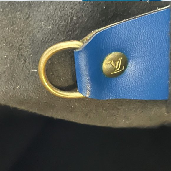 BEAUTIFUL Authentic Louis Vuitton Vintage Epi Petit Noe Shoulder Bag Toledo Blue - 14