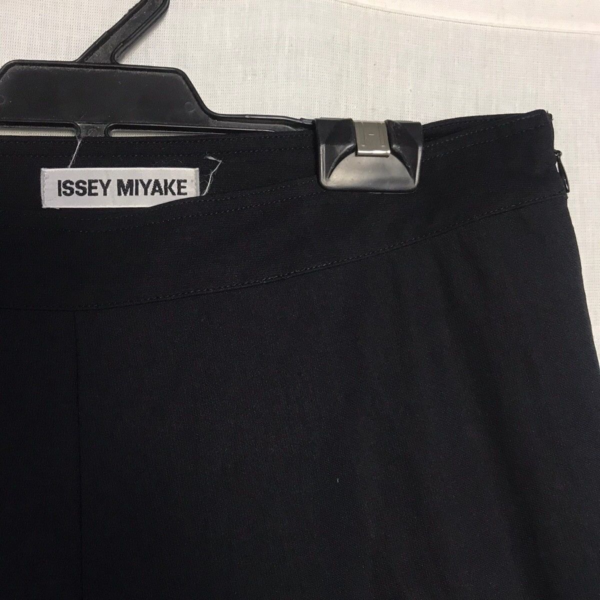 Issey miyake black stretches pants - 4