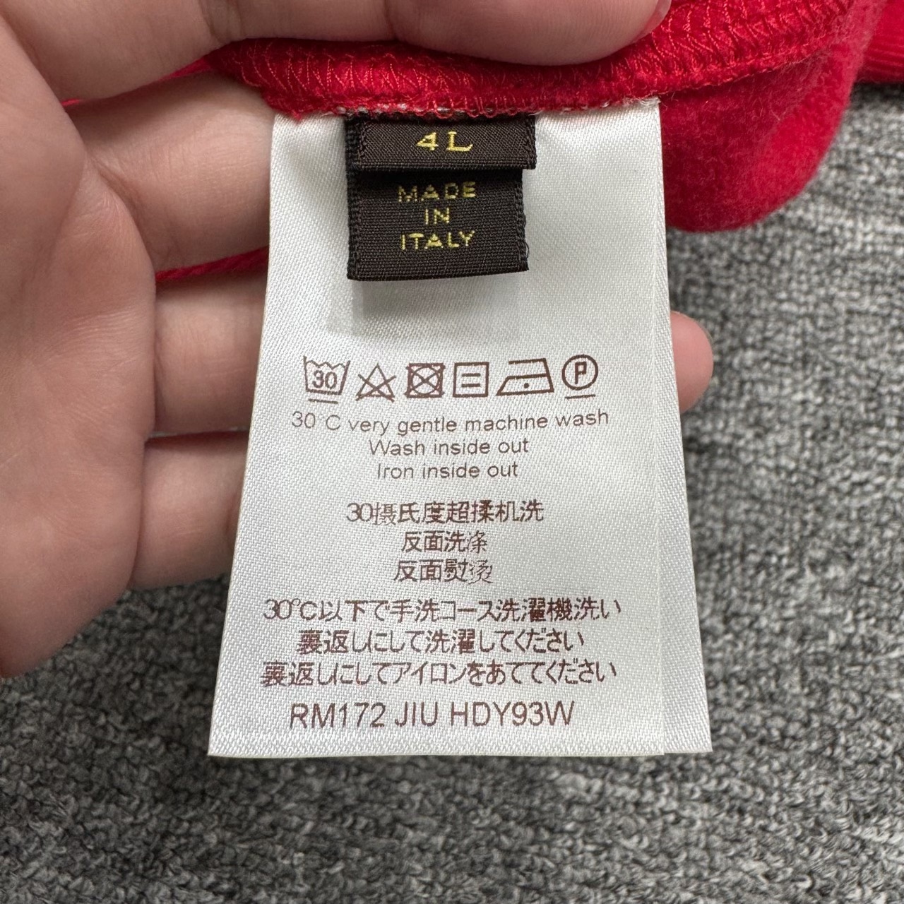 louis vuitton lv supreme co-branded flocked letter sweatshirt - 4