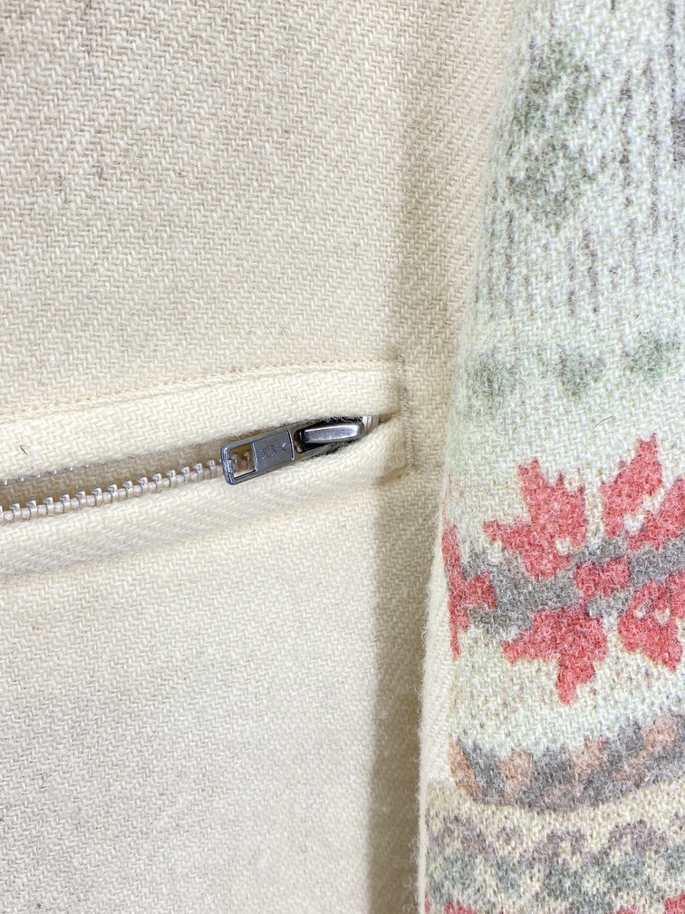 AD1996 Archive Bomber - 3