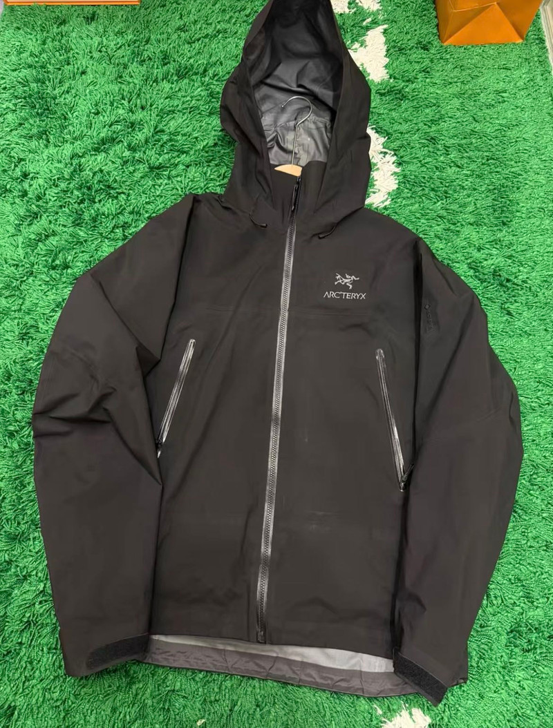 Arc’teryx Beta AR Jacket - 1