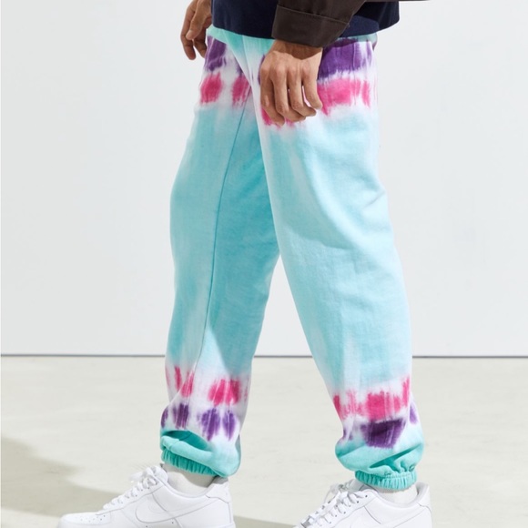 Urban Outfitters - UO Premiere Apparel Cali Wave Tie-Dye Sweatpant - 2