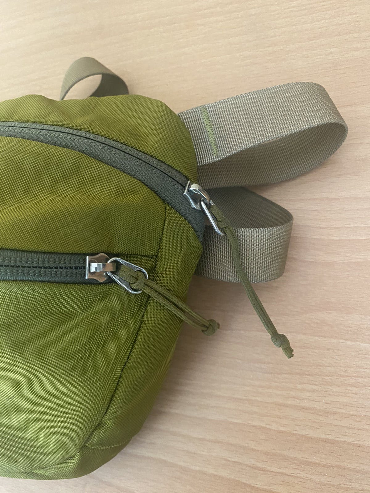 Authentic Arc’teryx Green Army Crossbody Sling Bag - 2