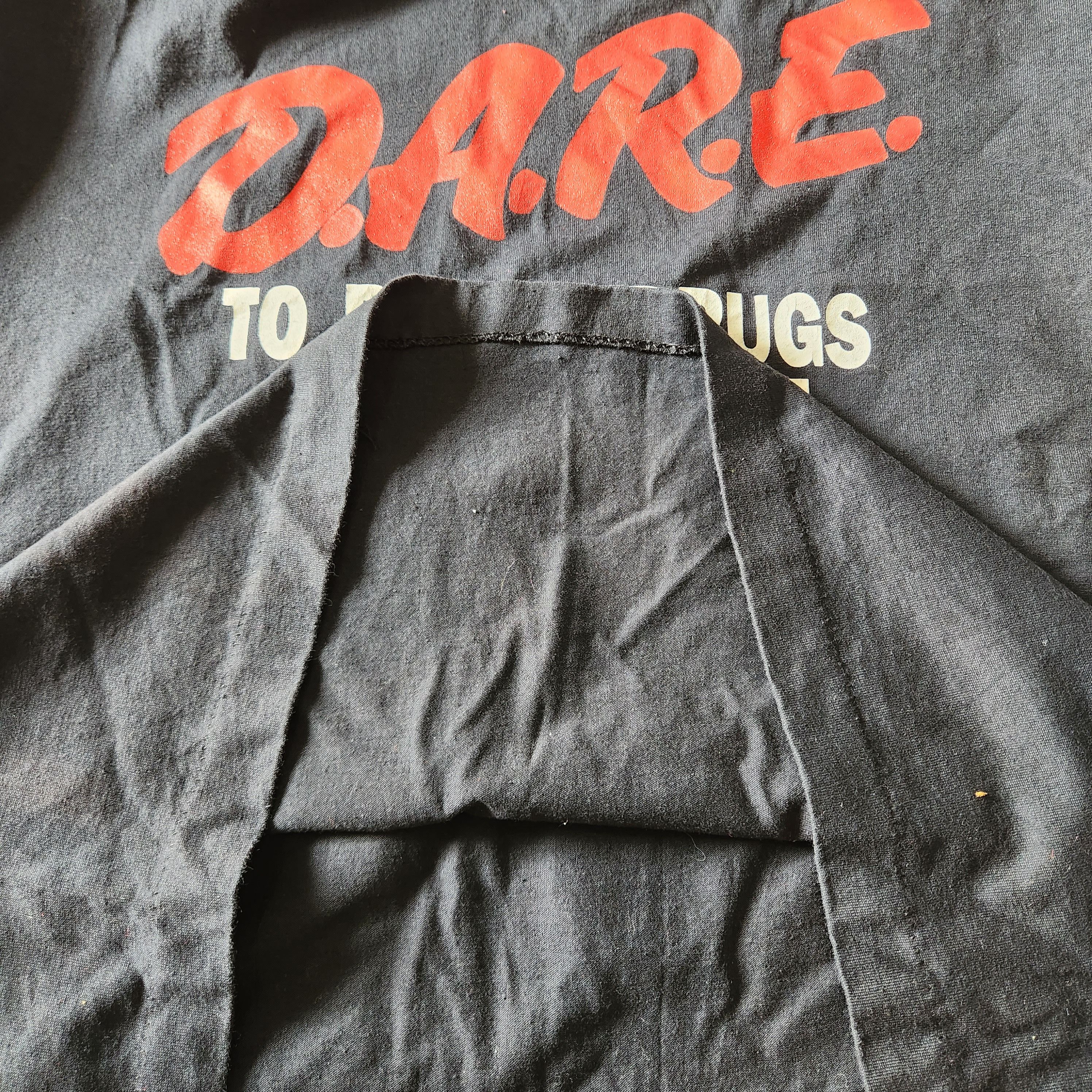 Vintage - Vtg DARE 1990s To Resist Drugs And Violence Single Stitches - 9