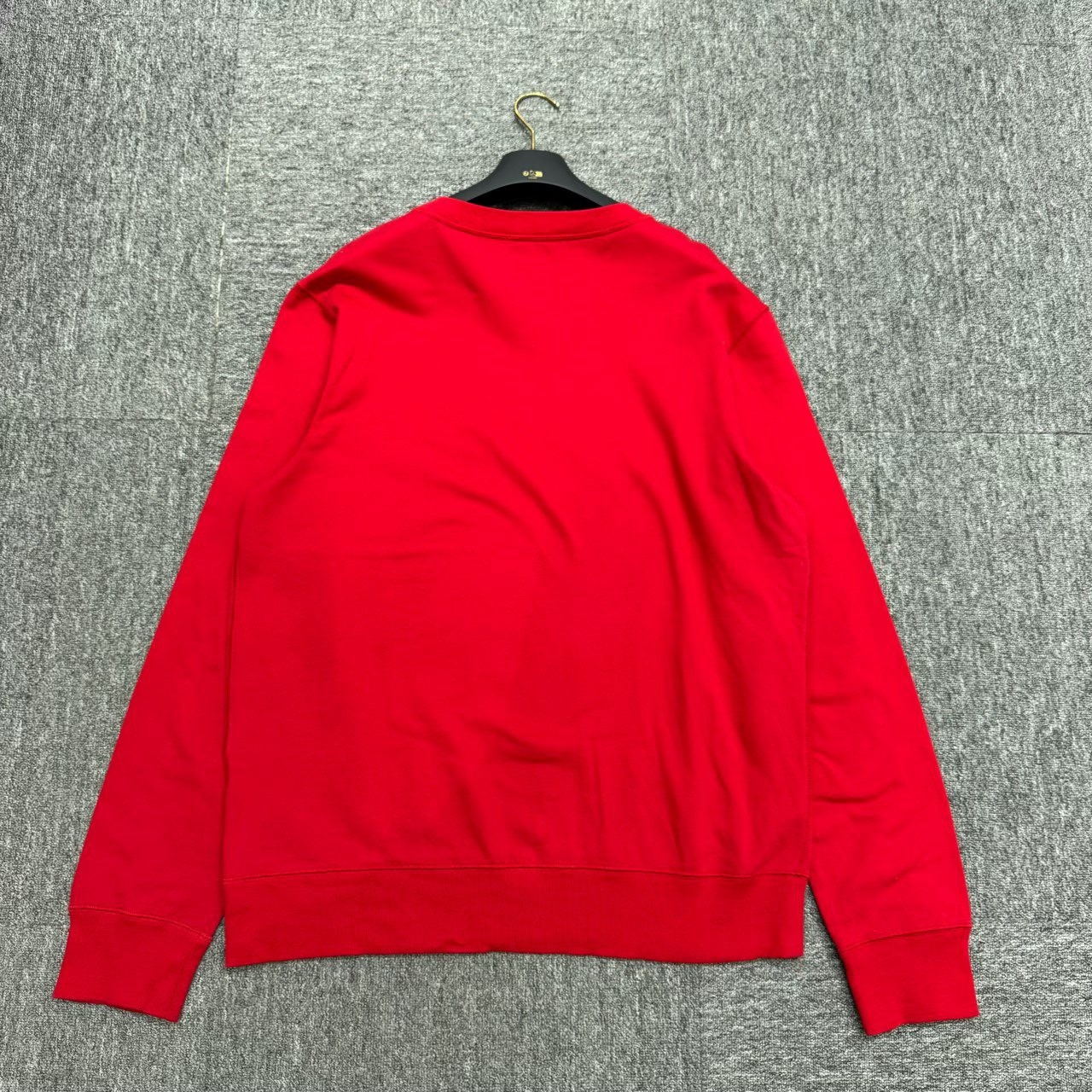 louis vuitton lv supreme co-branded flocked letter sweatshirt - 2