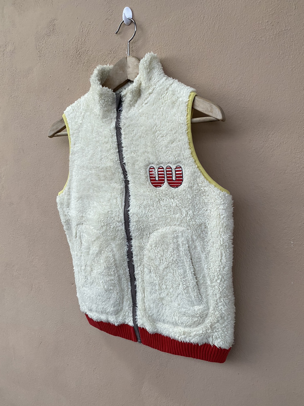 Steals💥 Uniqlo X Undercover Bulky Vest Jacket - 2