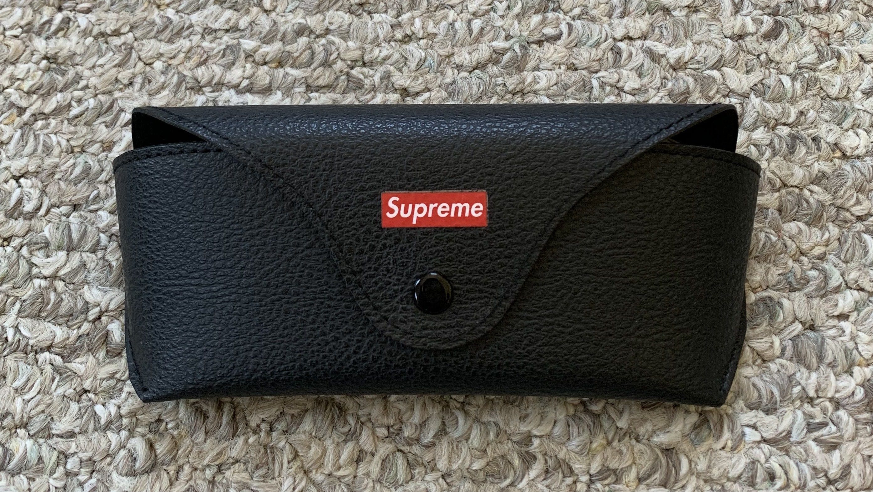 S/S 2014 Supreme Frances Sunglasses + case - 8