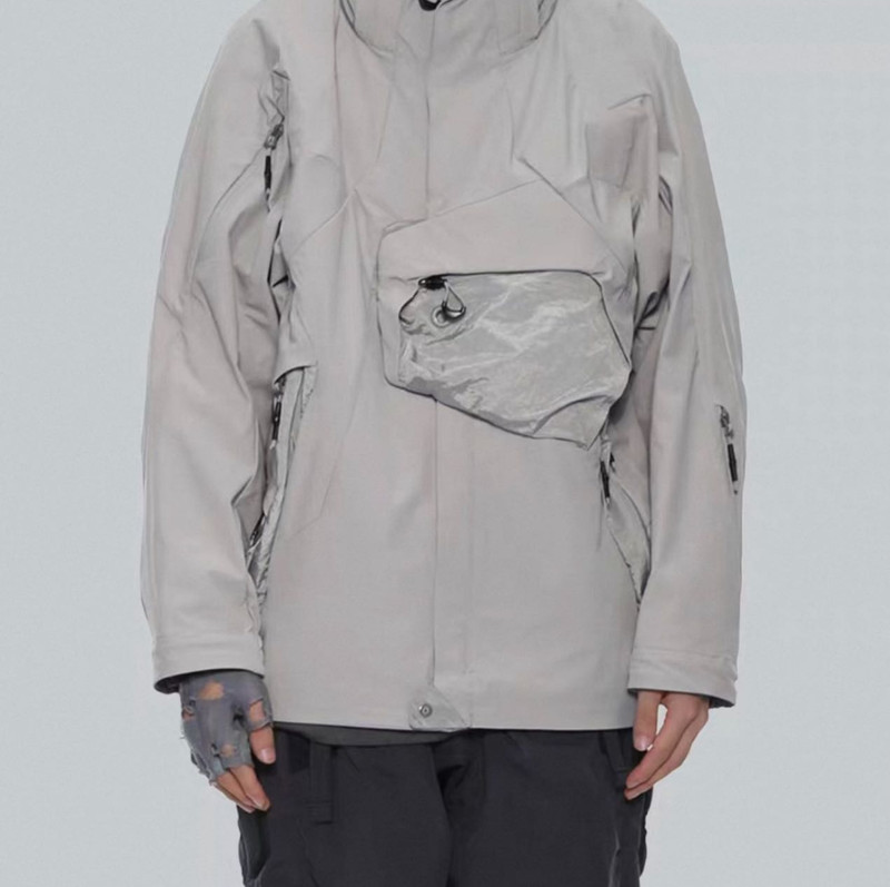Multi pocket windbreaker size M/L - 1
