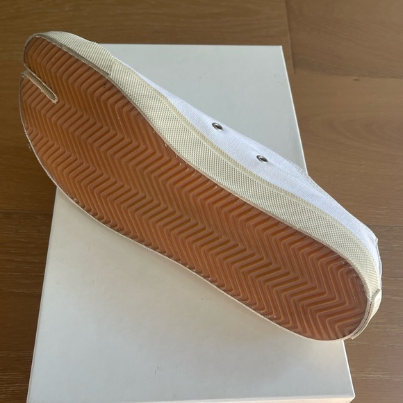 EUC - Maison Margiela White Tabi Canvas Sneakers Sz 44 (US/11) - 7