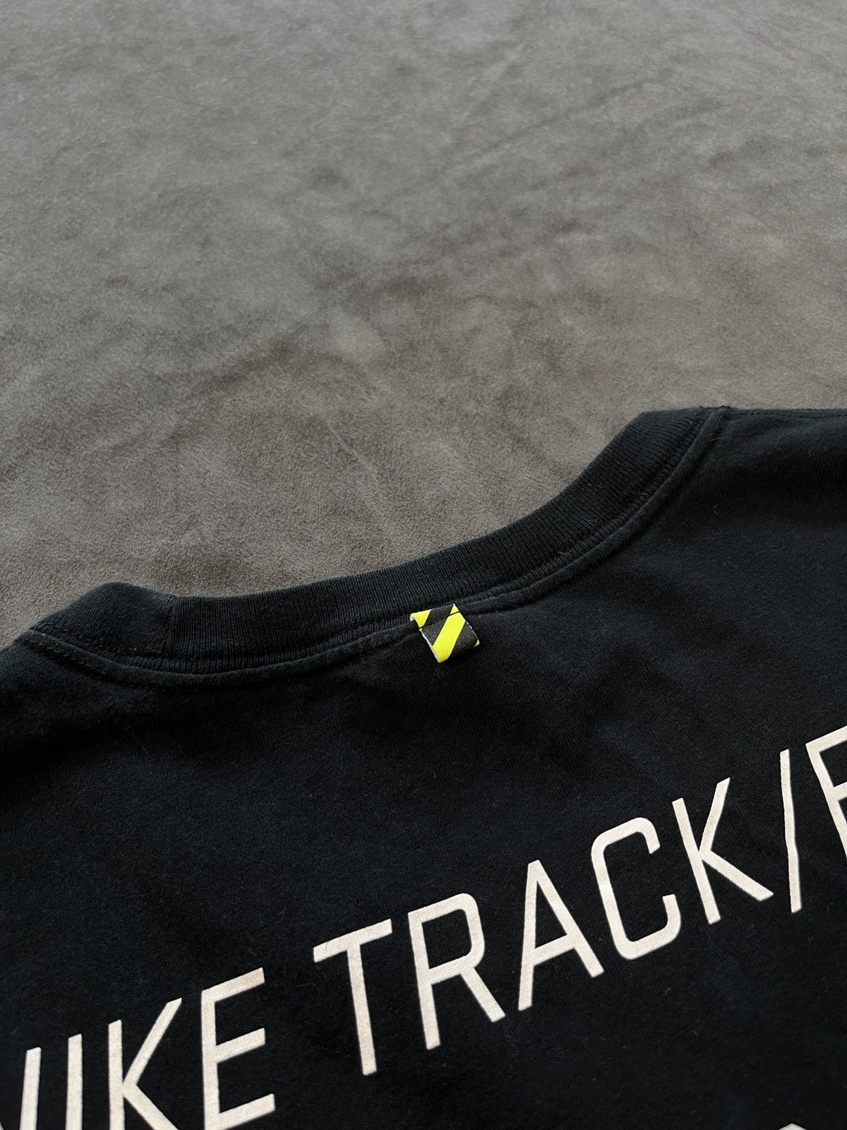 Nike Sportswear RU Elongated Track Tee Black T-Shirt Medium - 2