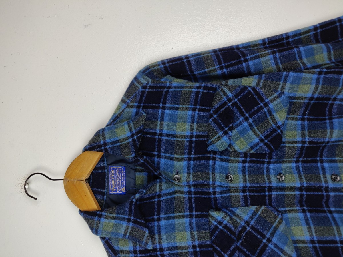 Pendleton - Pure Virgin Wool Flannel Button Up - 5