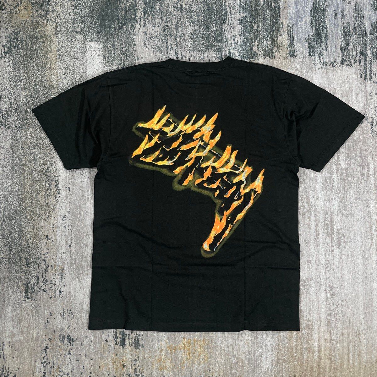 Stüssy Stussy Burn Fire Stock Tee Black - XL | hlnstuff | REVERSIBLE