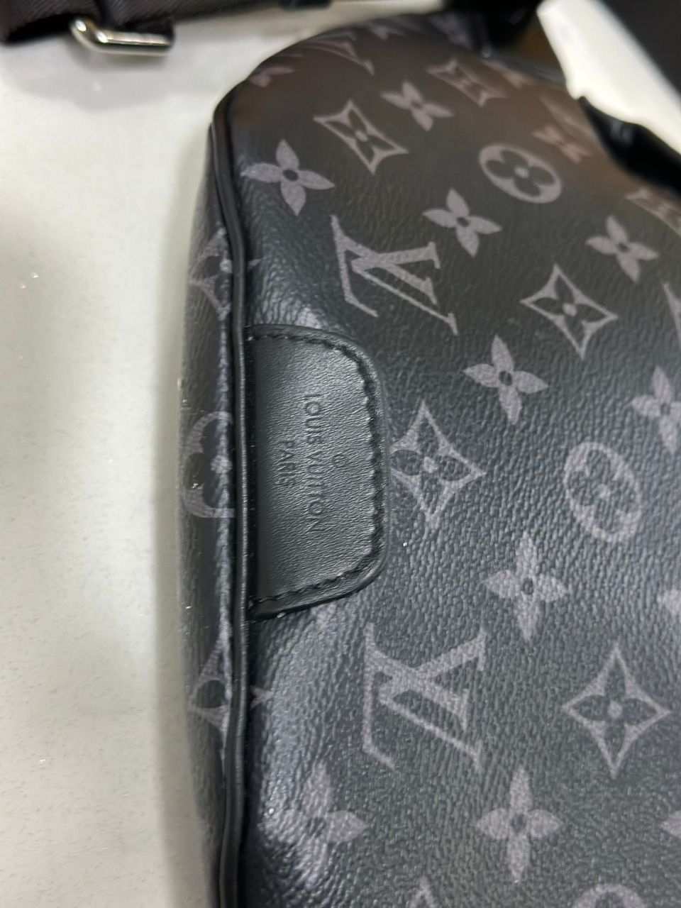 Authentic Louis Vuitton Discovery Bumbag Waist Bag New 2022 - 14