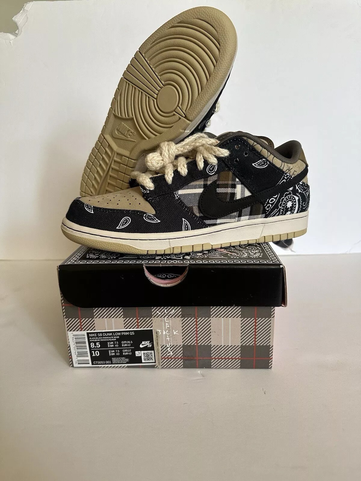 Nike Travis Scott x SB Dunk PRM QS Low Cactus Jack - Special Box - 1