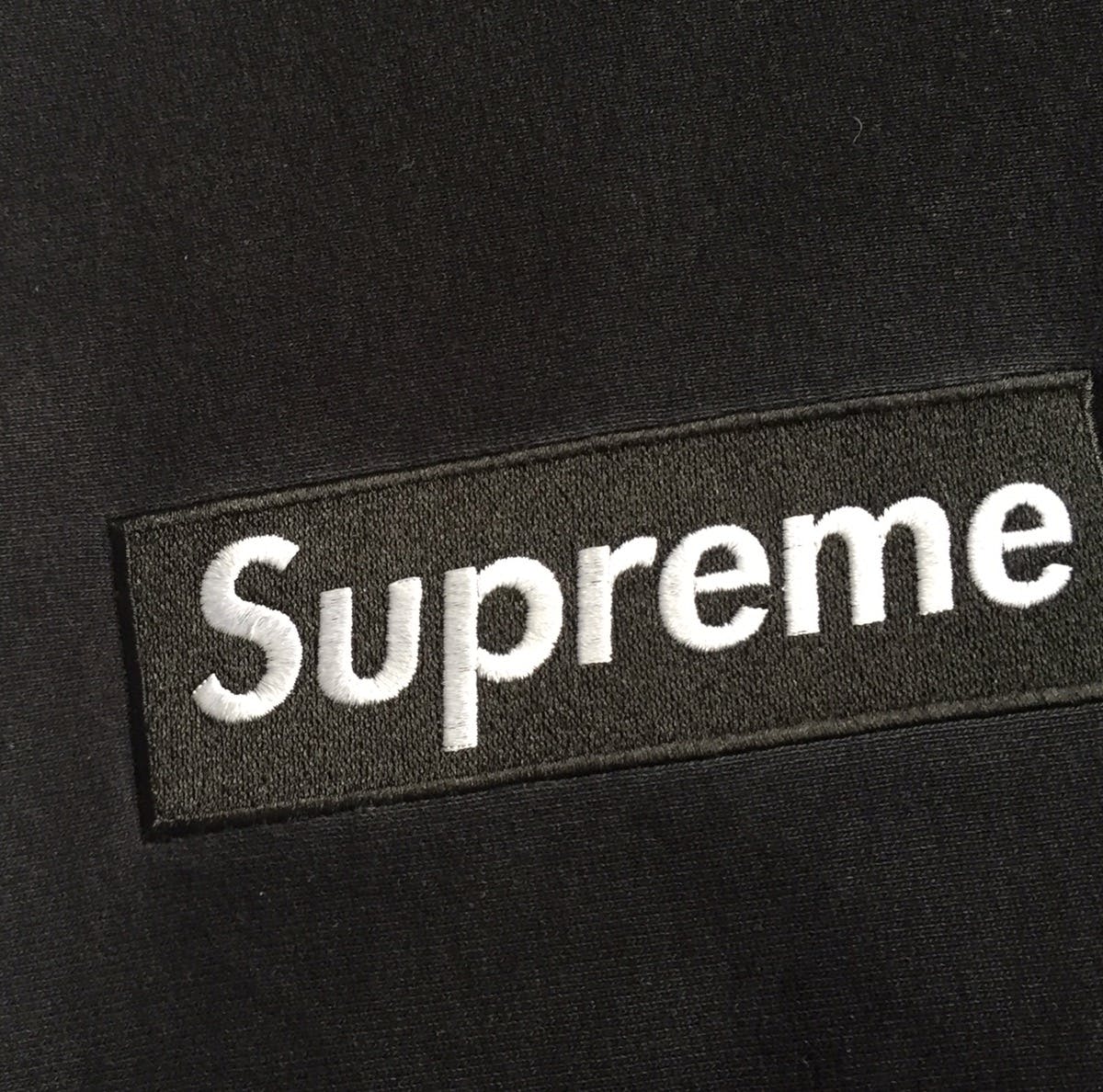 Vintage Supreme Box Logo Crewneck Black On Black Sweatshirt - 4