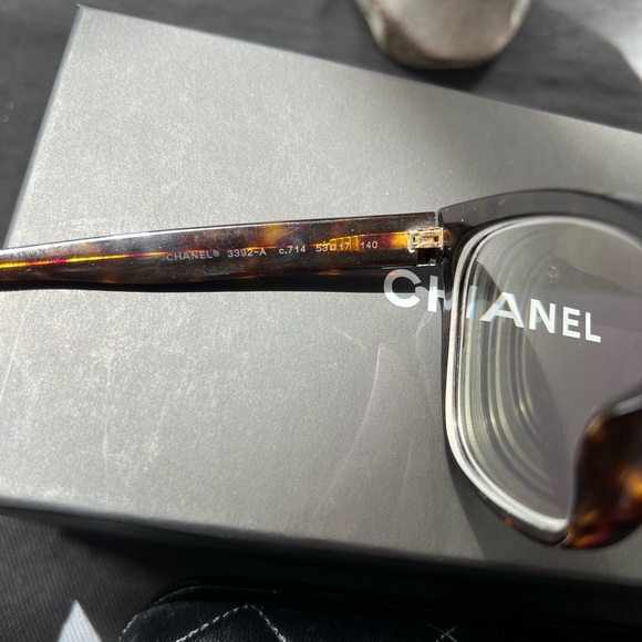 Chanel CH3392 Dark Tortoise Square Eyeglasses Glasses Frames Italy Gold Logo. - 14