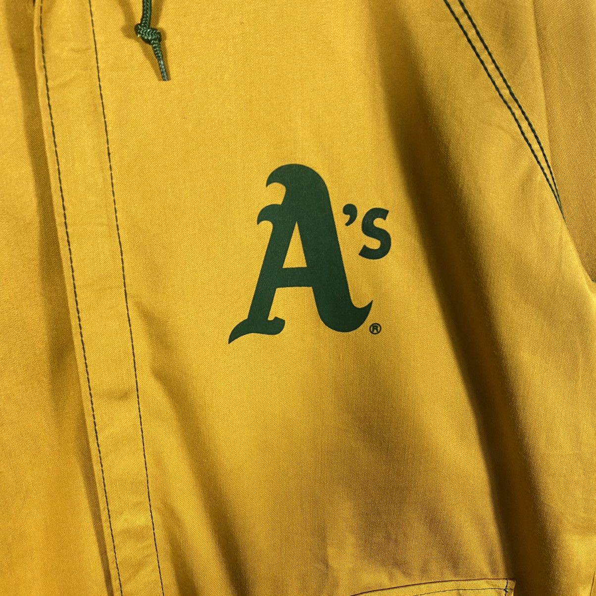 Vintage Oakland Athletics Rain Venus Reversible Jacket - 10