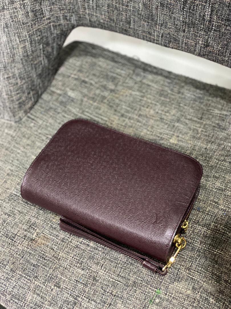 Authentic Louis Vuitton clutch taiga bag - 11