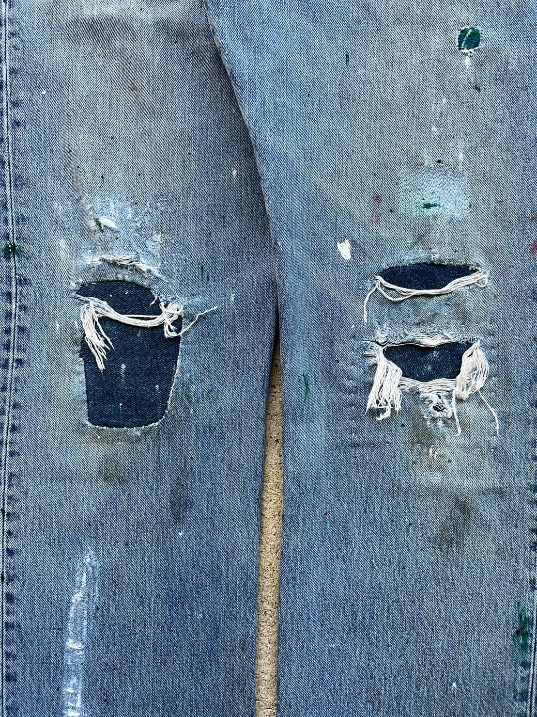 (32x29) VINTAGE 2000s LEVI'S 501 JEANS PATCHED - 4