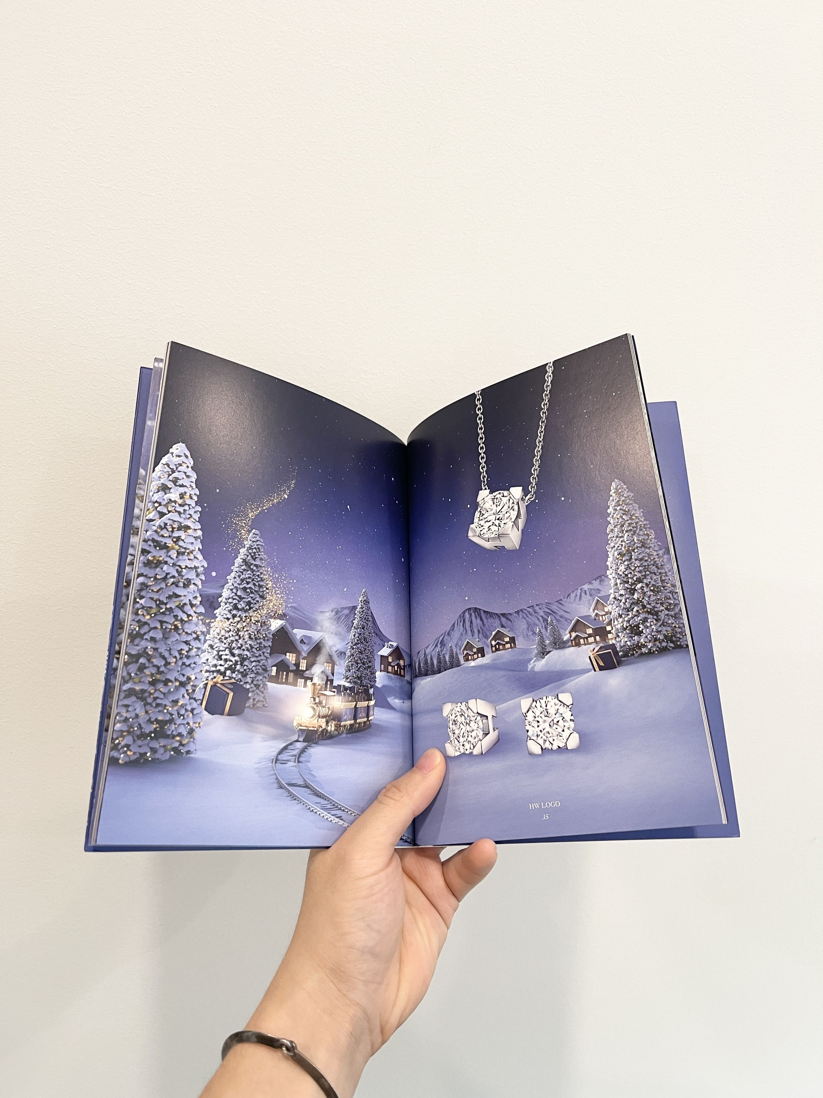 Jewelry - Harry Winston VIP Exclusive Catalogue Holiday Season 2023 - 4