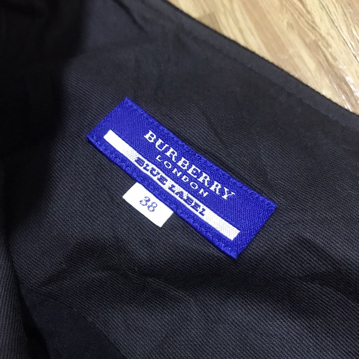 Burberry blue label small embroidery logo black wool skirt - 2