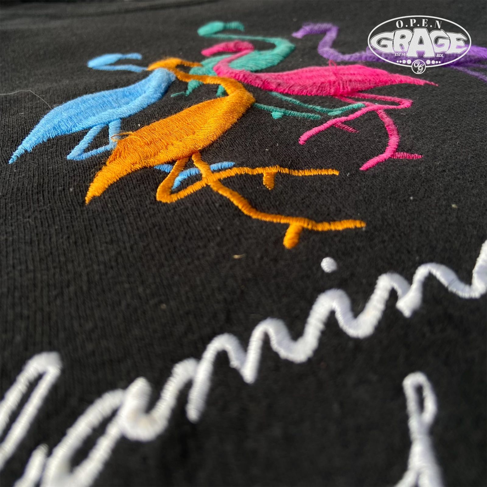 Crewneck FLAMINGO HILTON Las Vegas Merchandise Official - 3