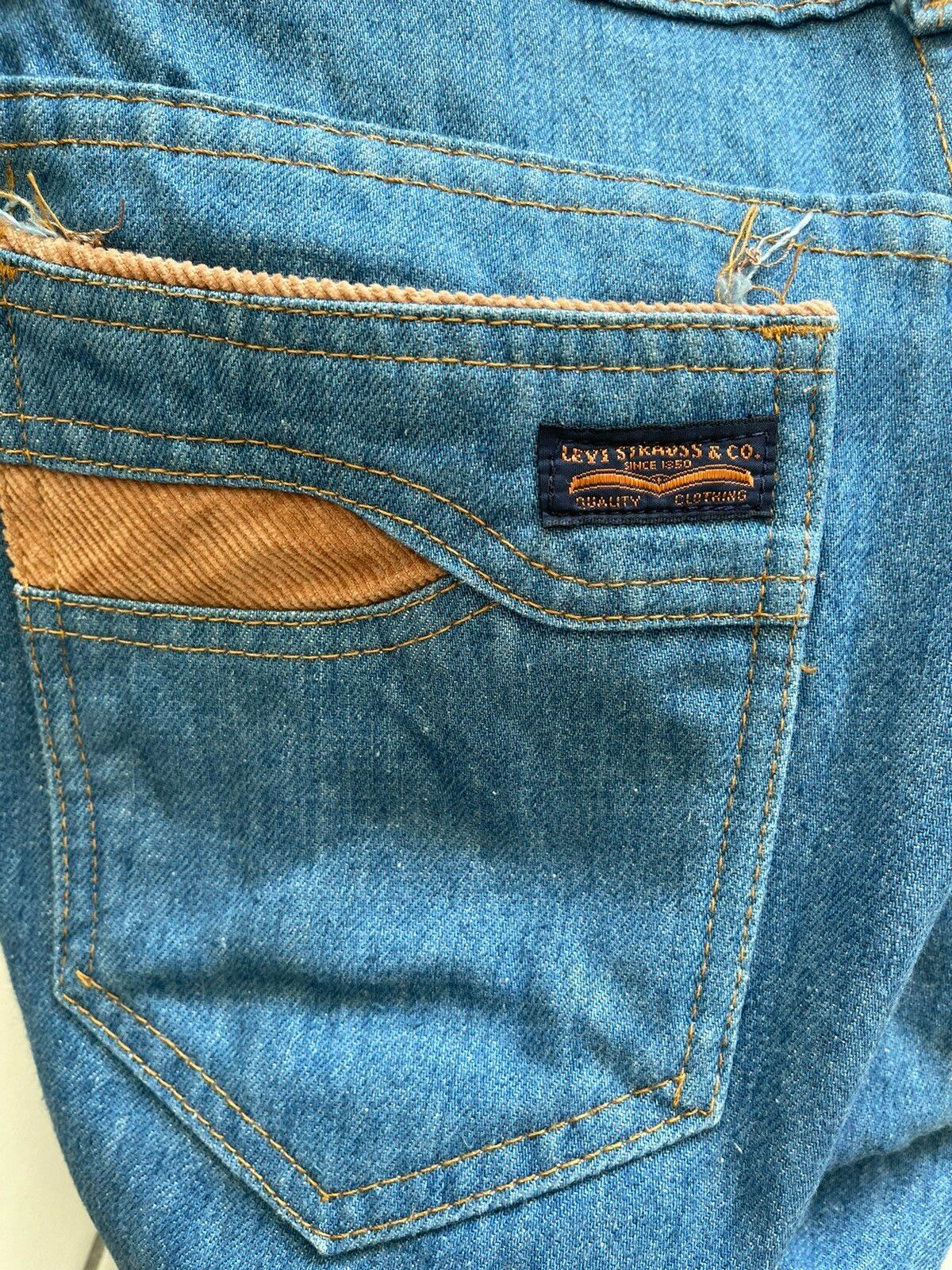 Vintage Levis orange tab 70s Flare Jeans - 4