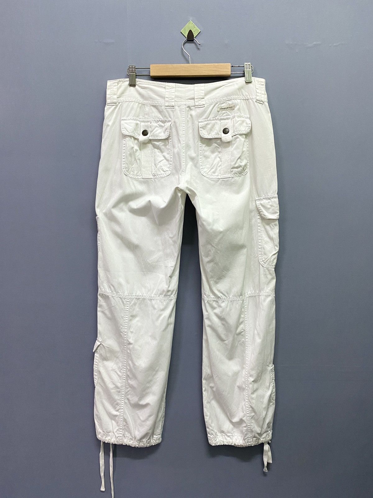 Cargo AEROPOSTALE 8 Pocket Parachute White Pants - 2