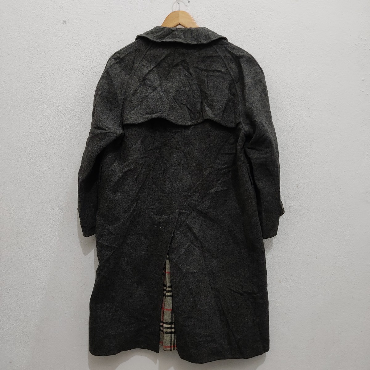 Burberrys Nova Check Wool Double-Breasted Trench Coat - 3
