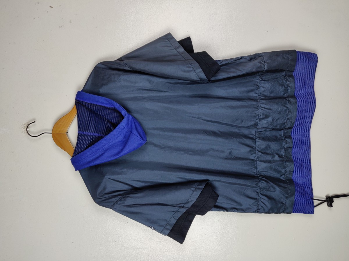 Canterbury Of New Zealand - 90s Canterbury Short Sleeve Windbreaker Hoodie - 9