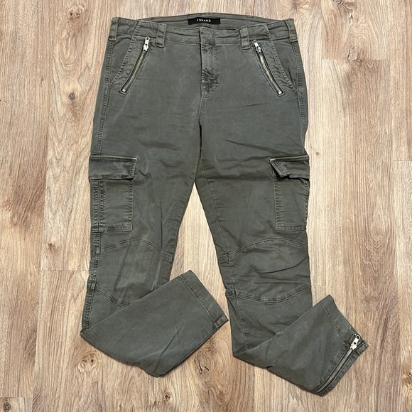 J Brand Maverick Low Rise Cargo Skinny Jeans in Vintage Armadillo Olive - 3