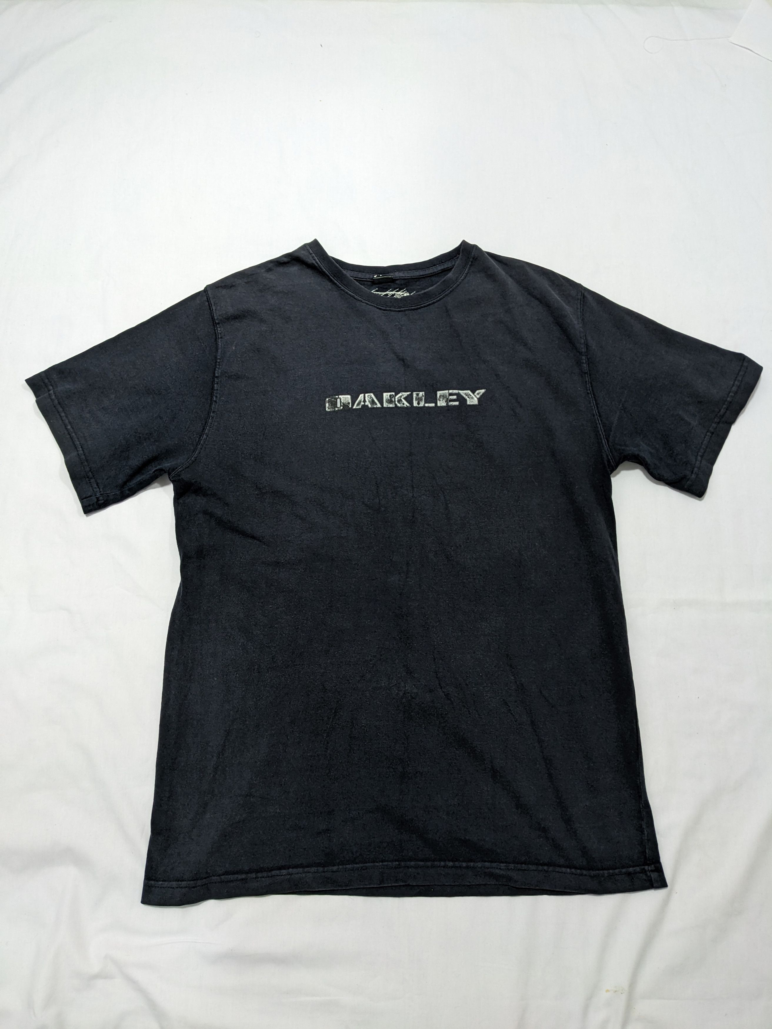 Vintage Y2K Gorpcore Oakley Sunfaded Black Size L T-shirt - 1