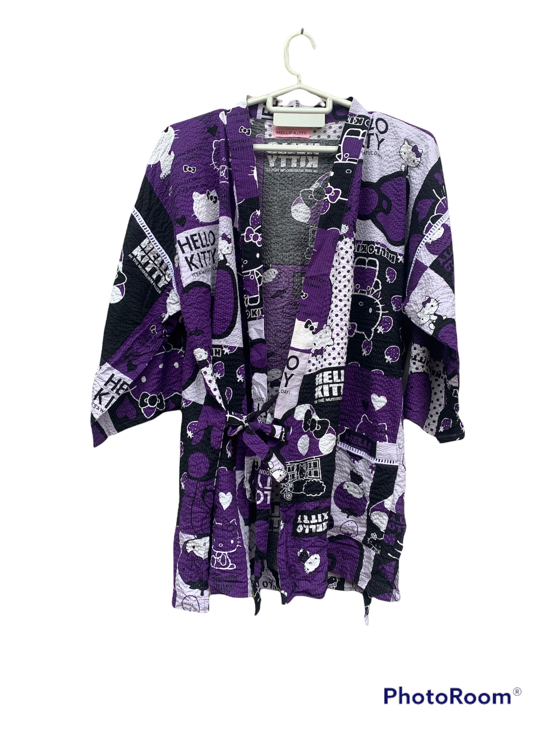 Japanese Brand - 2010 Hello Kitty Short Kimono - 3