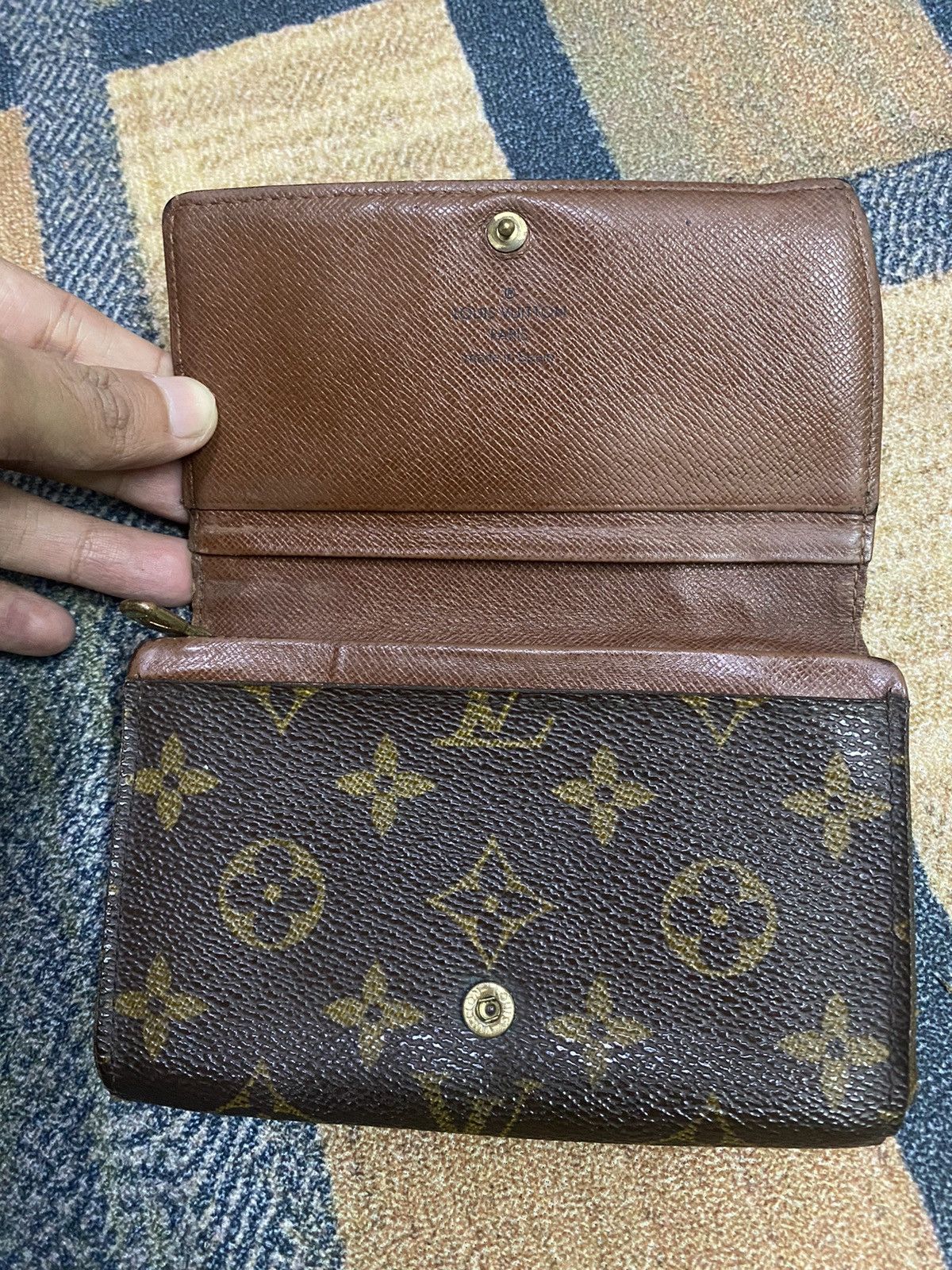 Authentic Vintage Louis Vuitton Wallet - 9