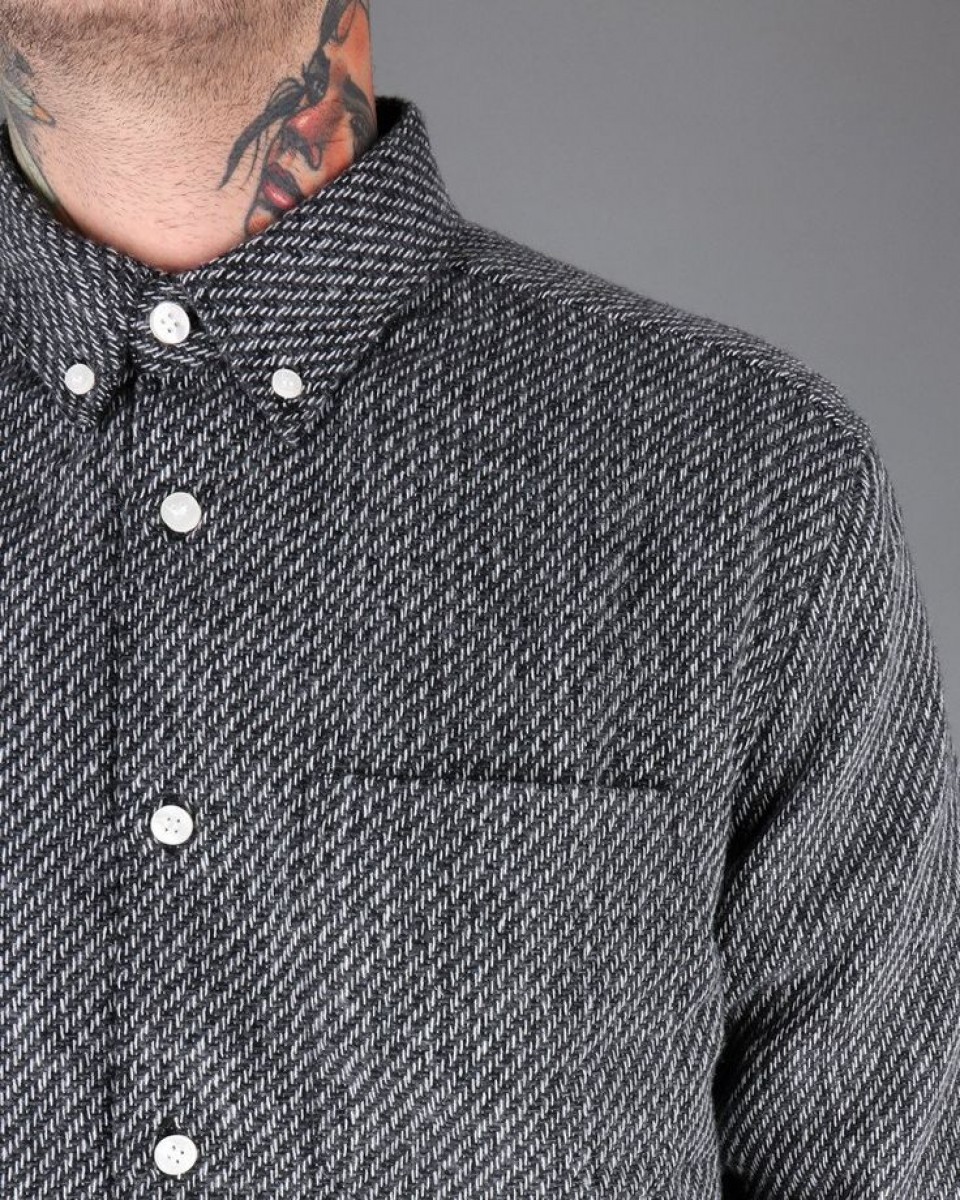 Whyred - BNWT AW16 WHYRED MILLS BUTTON DOWN SHIRT 48 - 17
