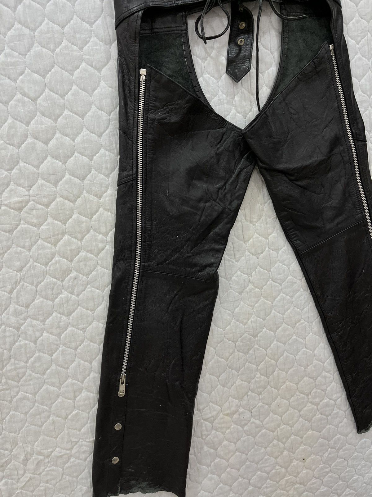 Genuine Leather - (Hh). HORN WORK LEATHER PUNK ROCK PANTS - 6