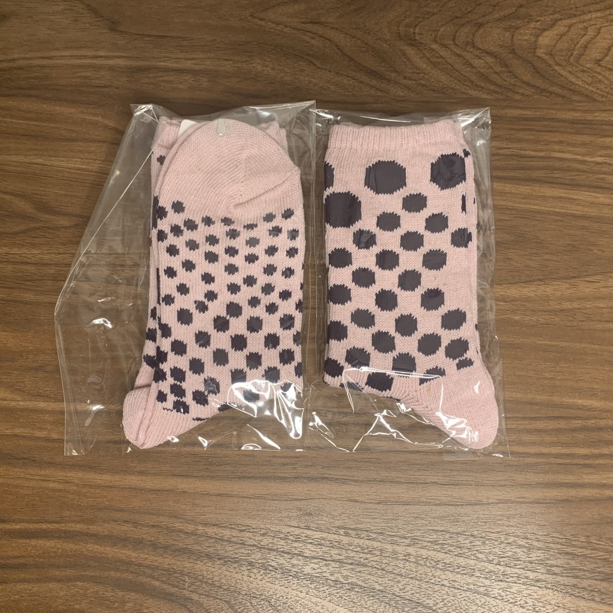 96 Asymmetric Pink Beige Dot Socks (1 Pair) - 2