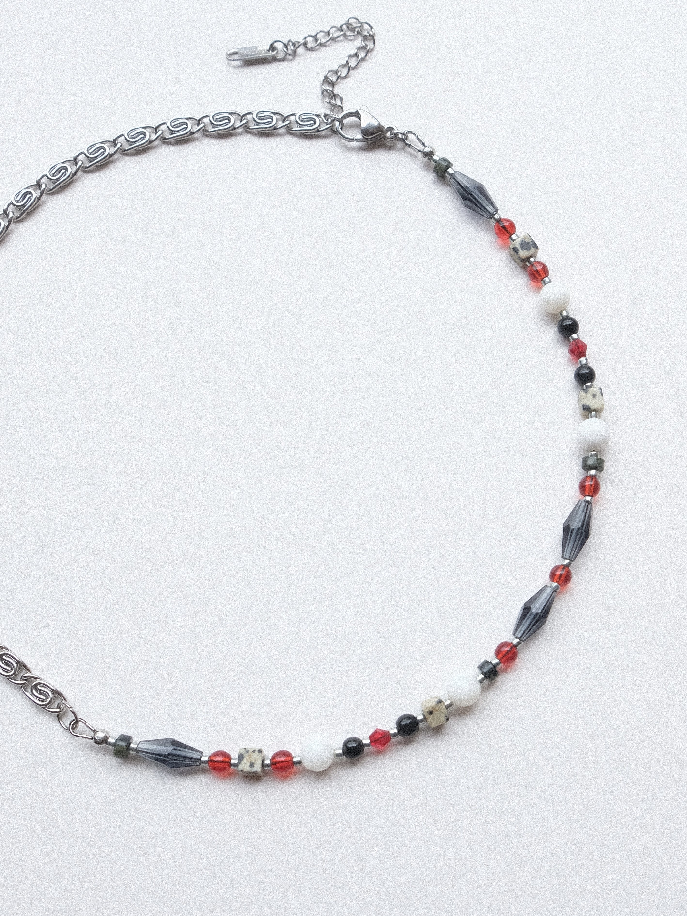 Handmade Chicago Bulls Natural Stones Glass Beads Necklace - 2